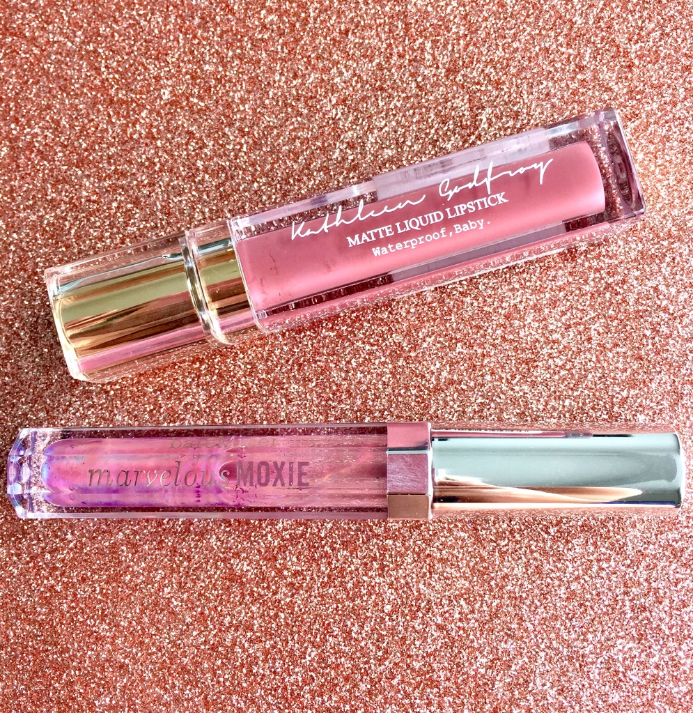 K.Godfroy Cosmetics matte liquid lipstick in "Slay" & bareMinerals Marvelous Moxie in "Hypnotist"